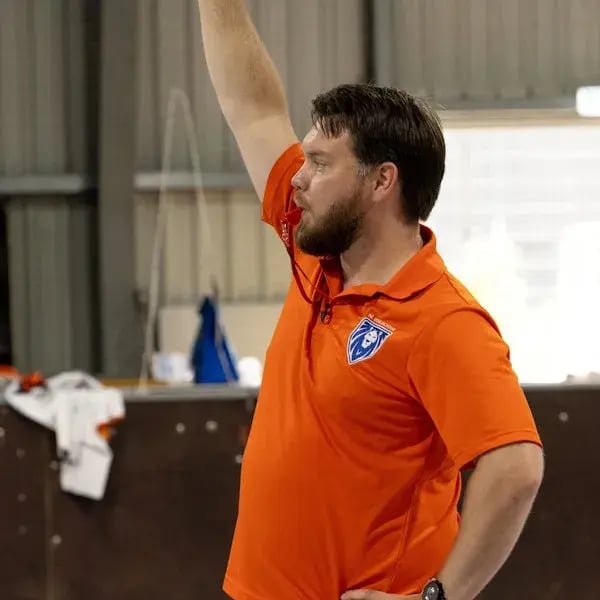 Maarten Versteeg hand omhoog