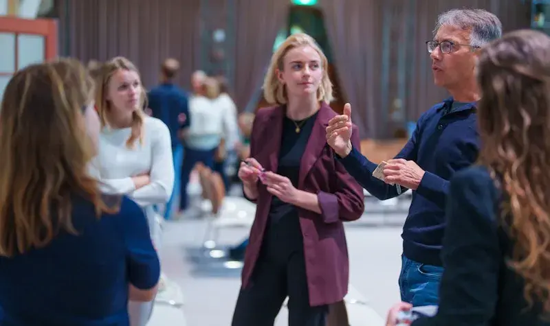 1739359867-werken-bij-vacature-morgens-1